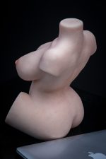 En stock - Hannah: 6,4kg Mini muñeca sexual de silicona muñeca de amor realista masturbador (Clearance) - Imagen 17