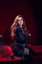 Selene: Muñeca sexual realista de silicona de 30.49kg, vampiresa madura con pechos grandes - Imagen 11