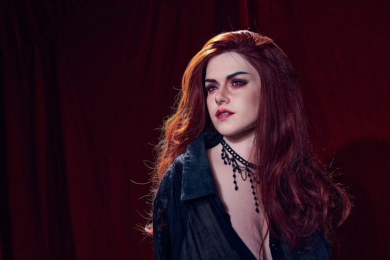 Erovenus-Selene-11.jpg