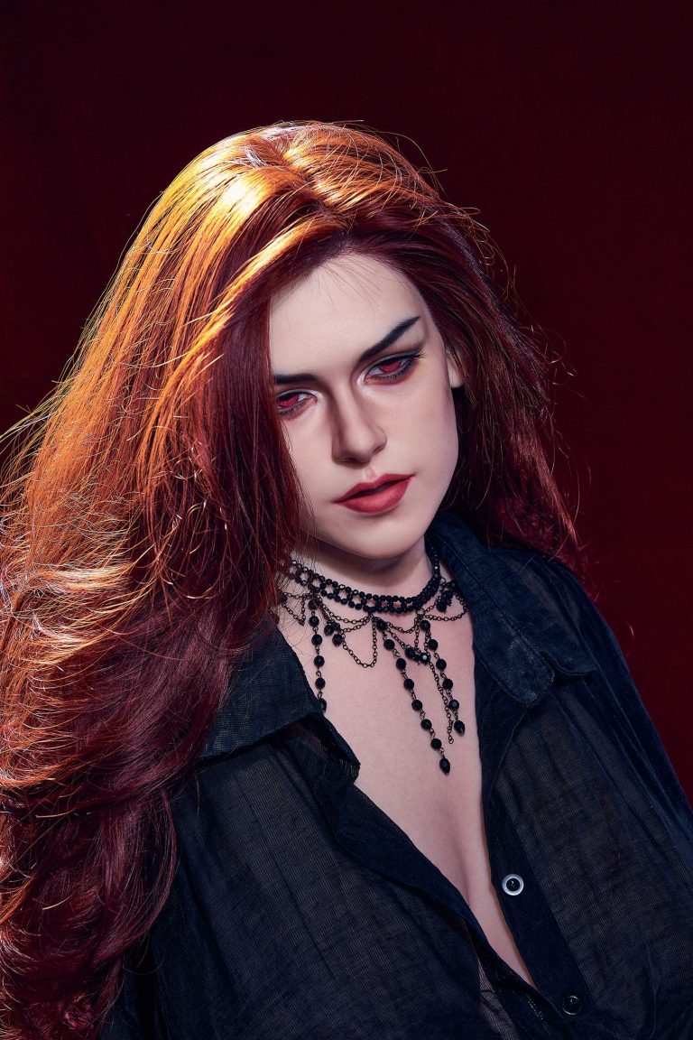 Erovenus-Selene-13-1.jpg