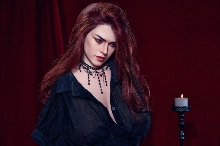 Erovenus-Selene-13.jpg