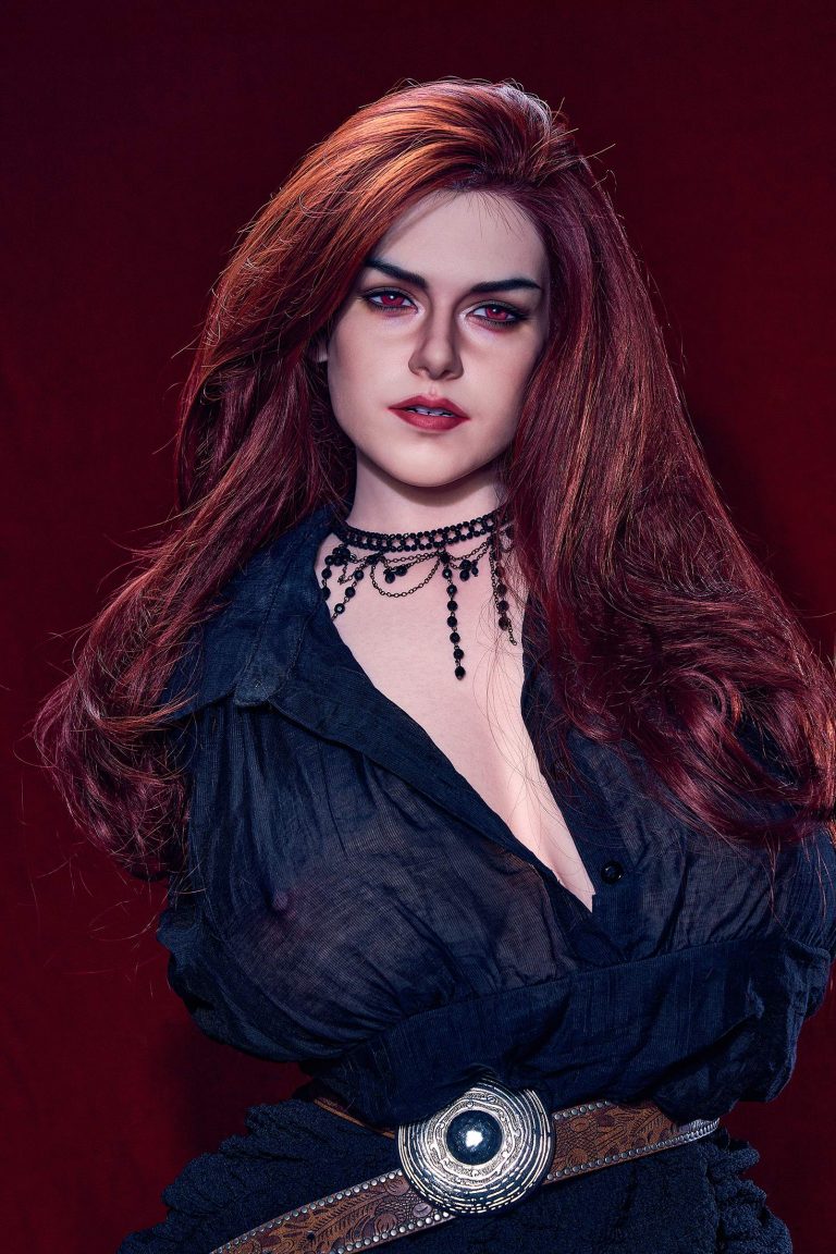 Erovenus-Selene-8-1.jpg